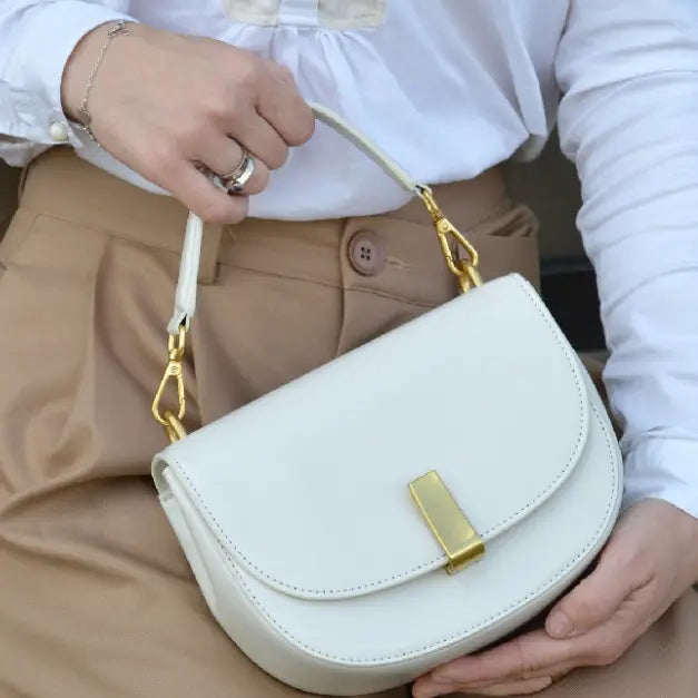 NEW! IT802 ITALIAN WHITE LEATHER SADDLE CROSSBODY BAG NICE