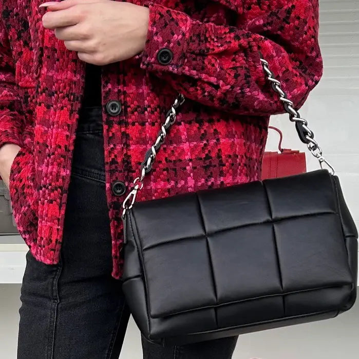 NEW! L344 ITALIAN QUILTED LEATHER CROSSBODY BAG