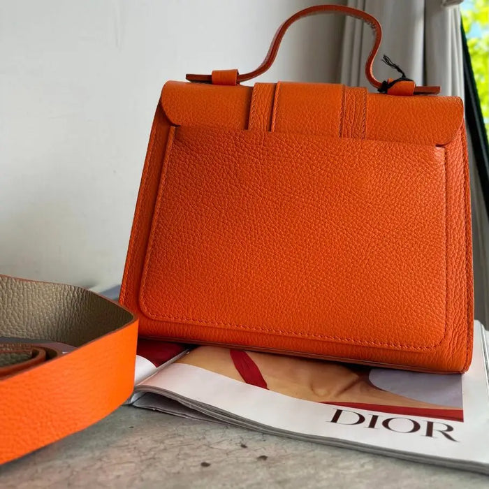 NEW! LCELOR ITALIAN ORANGE ELEGANT STRUCTURED HANDBAG TOP HANDLE