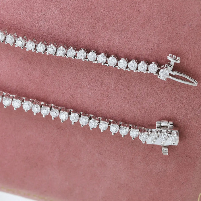 THREE-PRONG PETIT TENNIS NECKLACE IN WHITE GOLD DIPPED STERLING SILVER