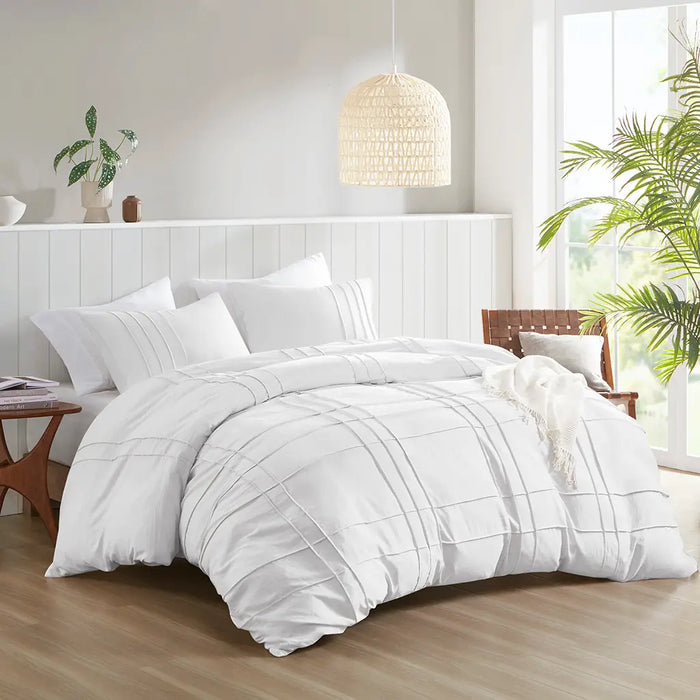 GRID PATTERN SOFT WASHED PLEATED DUVET COVER SET, WHITE