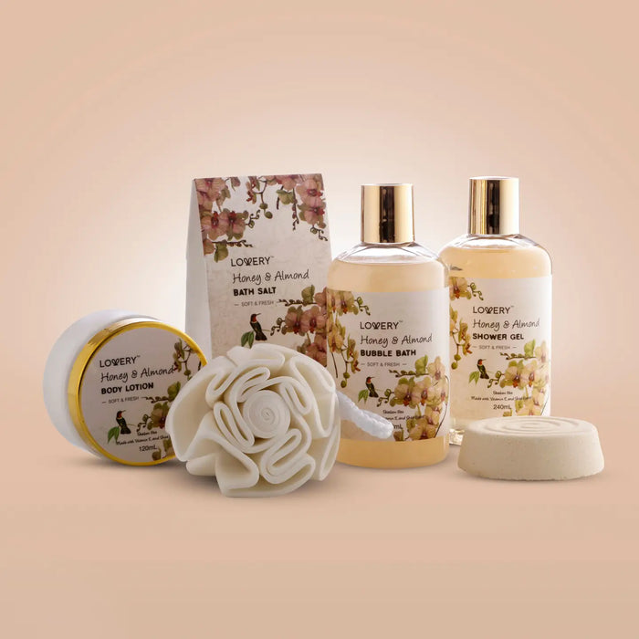 HOME SPA GIFT BASKET - HONEY ALMOND SCENT - LUXURY BATH SET